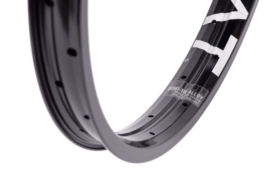 Eclat Trippin Rim - Black