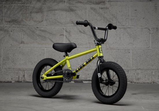 bikes_27_roaster_k404_atomicgreen_ab22611f-27e5-417b-a69f-c3baebcf24ae_1800x1800