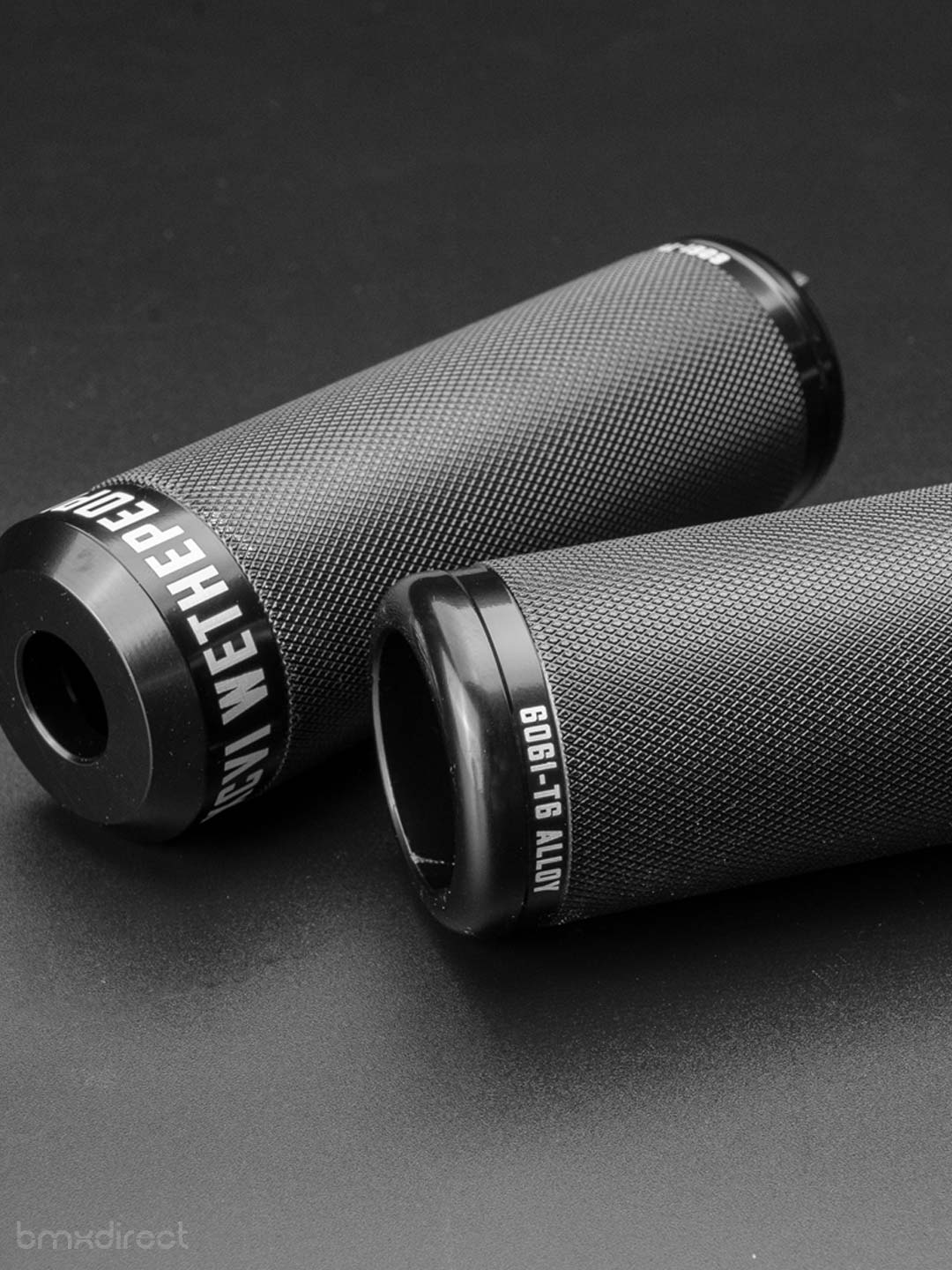 Wethepeople Sinus Aluminium Pegs 4.15″ - Pair (Black)